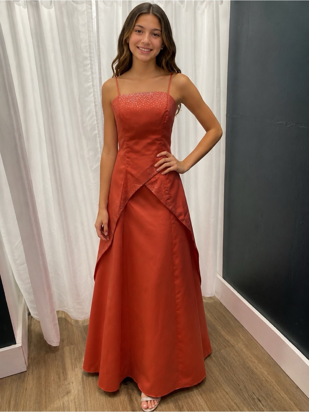 Juniors coral evening gown Morgan and Co. by Linda Bernell
